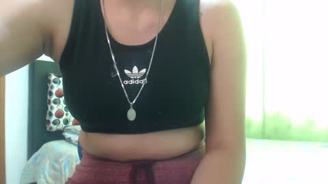 baby_fantasy18 online show from February 12, 2025, 4:44 pm