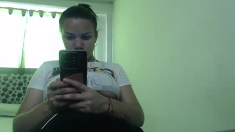 baby_fantasy18 online show from September 12, 2025, 2:39 pm