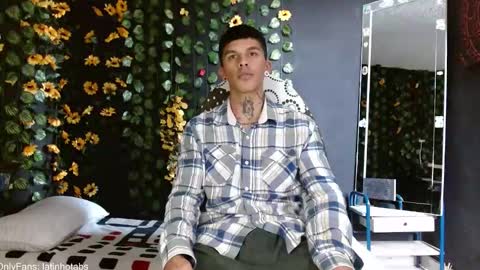 OF GxoXabs online show from January 24, 2025, 7:49 pm