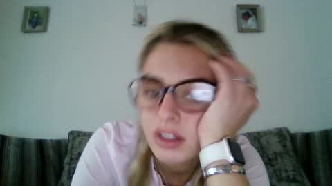 Snapshot of baby_girls2224 chatting on January 12, 2026, 2:22 pm baby_girls2224 online show from January 12, 2026, 2:22 pm