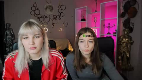 baby online show from December 17, 2025, 6:41 am