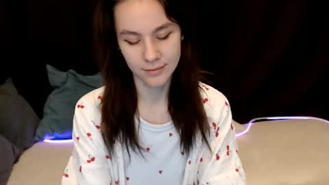 Snapshot of baby_kitte chatting on December 21, 2024, 4:52 am baby_kitte online show from December 21, 2024, 4:52 am