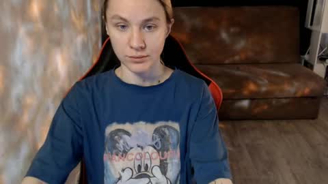 baby_kitte online show from April 20, 2026, 3:20 am