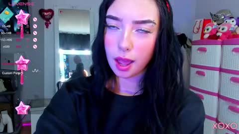 Snapshot of baby_lily1 chatting on September 11, 2025, 2:50 pm lily online show from September 11, 2025, 2:50 pm