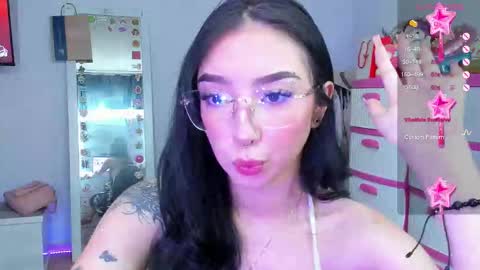 Snapshot of baby_lily1 chatting on October 1, 2025, 2:23 pm lily online show from October 1, 2025, 2:23 pm