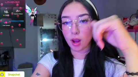 lily online show from November 20, 2025, 3:01 pm