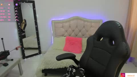 Dulce  Stefa  online show from January 8, 2026, 9:17 pm