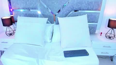 Snapshot of baby_sophie_ chatting on October 18, 2025, 8:09 pm Sophie online show from October 18, 2025, 8:09 pm