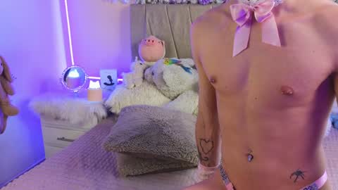 Snapshot of baby_xian chatting on December 31, 2024, 4:16 am  Dani  online show from December 31, 2024, 4:16 am