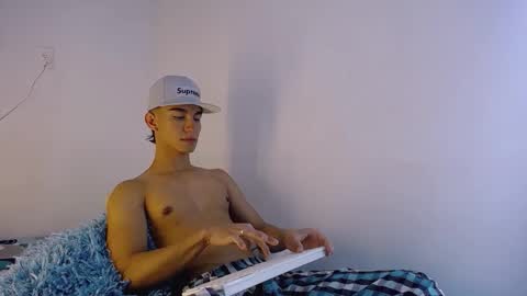 Snapshot of babyandy_ chatting on February 17, 2026, 12:45 pm ANDY online show from February 17, 2026, 12:45 pm