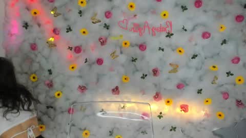 Snapshot of babyaylin chatting on January 31, 2025, 7:29 am Aylin online show from January 31, 2025, 7:29 am