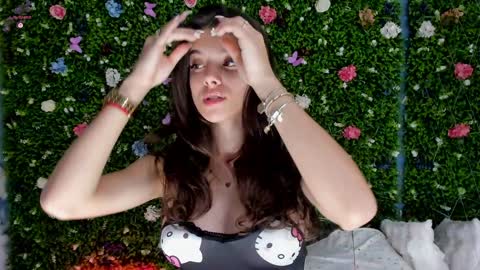 Snapshot of babyaylin chatting on September 24, 2025, 4:16 am Aylin online show from September 24, 2025, 4:16 am