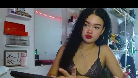 babybombom08 online show from May 26, 2026, 9:22 pm