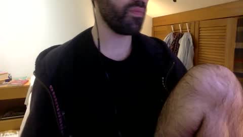 Tom A.    online show from February 25, 2025, 11:44 pm