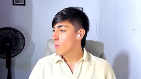 babymaik online show from December 17, 2025, 5:35 am