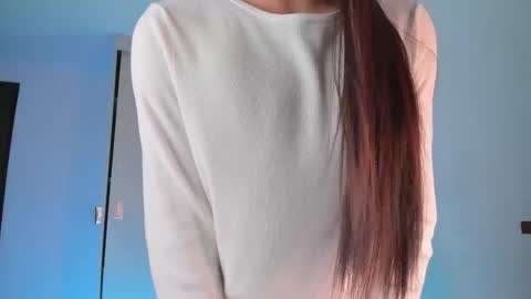    online show from October 17, 2025, 5:10 am