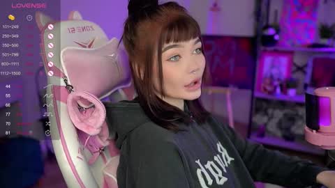 Nika online show from December 13, 2024, 11:06 pm