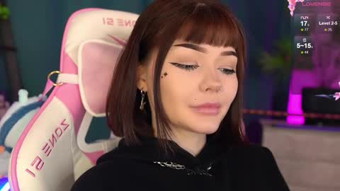 Nika online show from October 2, 2025, 9:33 pm