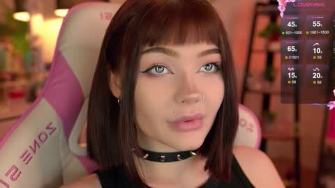 Nika online show from November 21, 2025, 4:27 pm