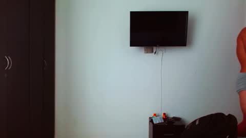 sebas online show from October 27, 2025, 4:33 pm