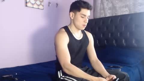 Snapshot of babytwunkz chatting on September 28, 2025, 5:18 pm Hey Im Zayn good to see u here online show from September 28, 2025, 5:18 pm