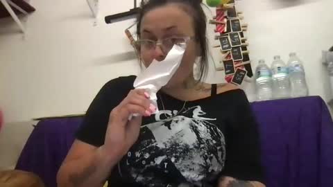 babyyky online show from July 20, 2026, 5:33 am