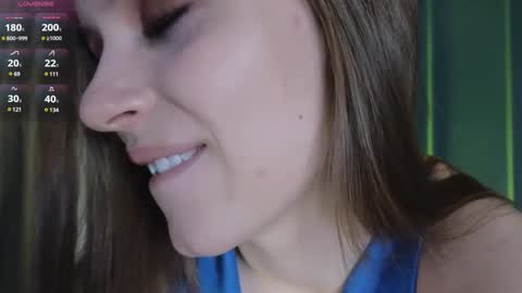 Snapshot of babyyli chatting on January 1, 2025, 12:22 pm Chloe online show from January 1, 2025, 12:22 pm