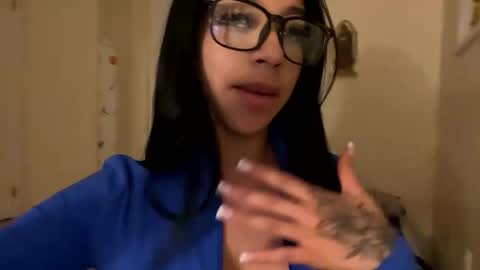 Snapshot of babyynaughty chatting on November 10, 2025, 7:18 am babyynaughty online show from November 10, 2025, 7:18 am