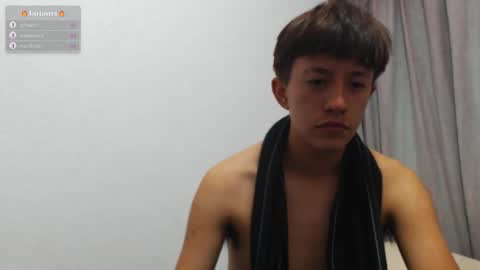 Snapshot of bad_alexxx chatting on December 4, 2025, 6:01 am Alejandro Bravo online show from December 4, 2025, 6:01 am