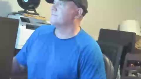 Snapshot of bad_boy4u2abuse chatting on September 22, 2025, 4:25 am bad_boy4u2abuse online show from September 22, 2025, 4:25 am