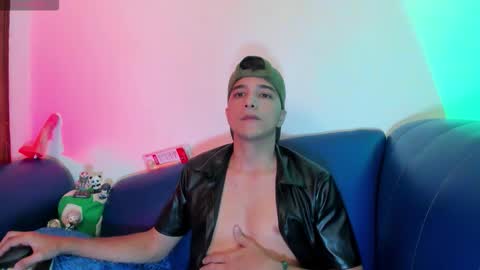 bad_boy_21_ online show from March 12, 2026, 11:44 pm