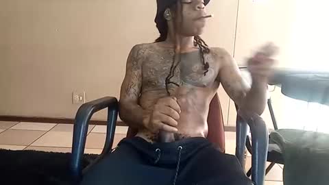 Snapshot of bad_dawgg chatting on October 14, 2025, 6:03 am rastafaria online show from October 14, 2025, 6:03 am