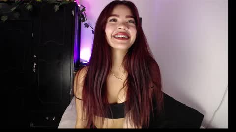 Snapshot of bad_girl_2003 chatting on February 11, 2025, 1:52 am Angeles online show from February 11, 2025, 1:52 am