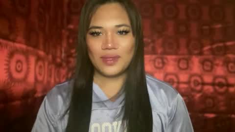AMARA - FOLLOW ME AND THUMBS UP online show from April 28, 2026, 7:41 pm