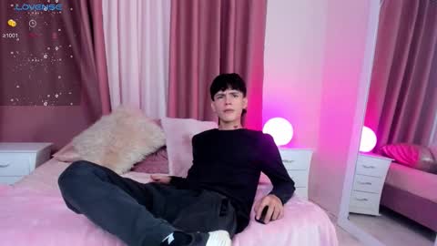 jhojan online show from October 21, 2025, 9:37 pm