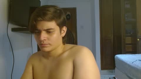 Snapshot of badbunny_69_ chatting on February 8, 2026, 6:17 am badbunny_69_ online show from February 8, 2026, 6:17 am