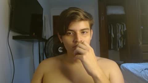 Snapshot of badbunny_69_ chatting on February 9, 2026, 7:23 am badbunny_69_ online show from February 9, 2026, 7:23 am