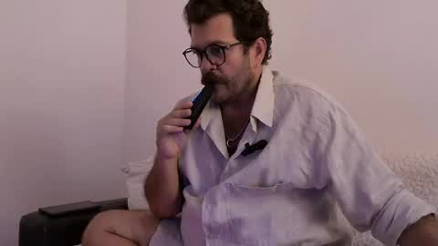 Baddaddybrazil online show from April 20, 2026, 1:47 pm