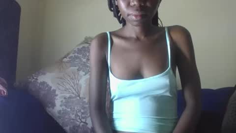 baddie_floxxy online show from February 17, 2026, 3:47 am