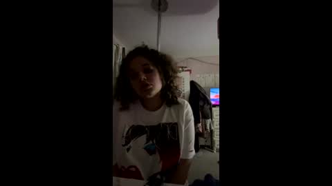 Snapshot of baddiegirl_18 chatting on June 8, 2026, 12:14 am baddiegirl_18 online show from June 8, 2026, 12:14 am