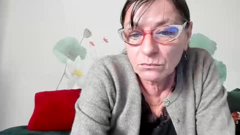 Gina online show from October 10, 2025, 12:48 pm