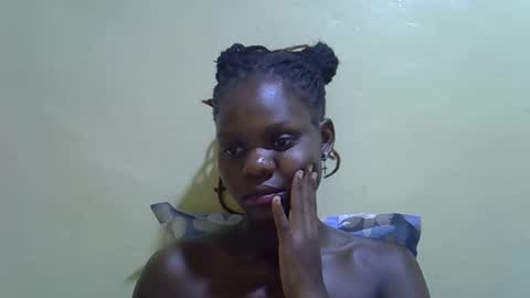 Princess online show from November 9, 2025, 7:56 pm