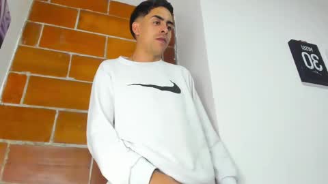 Juan Help us reach 100 likes online show from December 25, 2024, 8:07 am
