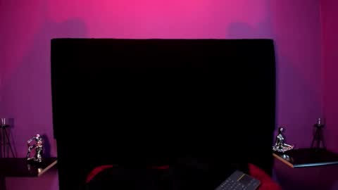 bagiolett  online show from October 25, 2025, 3:29 pm