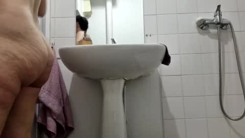 Baiedesbois online show from November 10, 2025, 7:35 pm