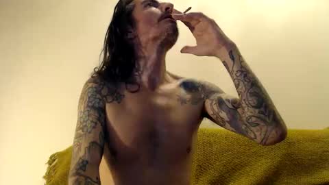 Bailey online show from September 19, 2025, 2:02 am