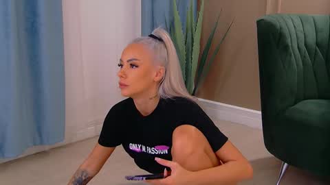 Snapshot of bailey_rush chatting on October 10, 2025, 4:50 pm bailey_rush online show from October 10, 2025, 4:50 pm