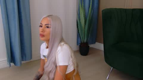 Snapshot of bailey_rush chatting on October 23, 2025, 2:38 pm bailey_rush online show from October 23, 2025, 2:38 pm