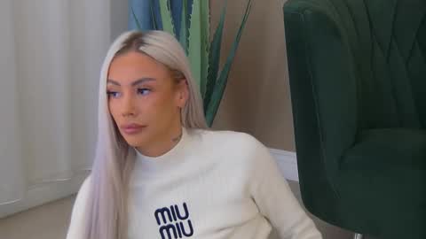 bailey_rush online show from December 15, 2025, 6:01 pm