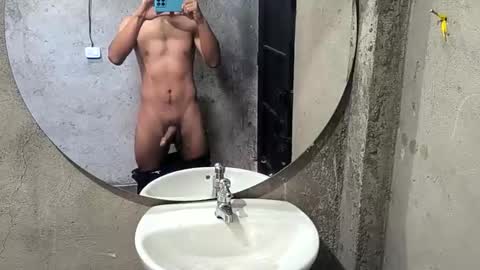 bajoceroo10 online show from January 13, 2026, 1:05 pm